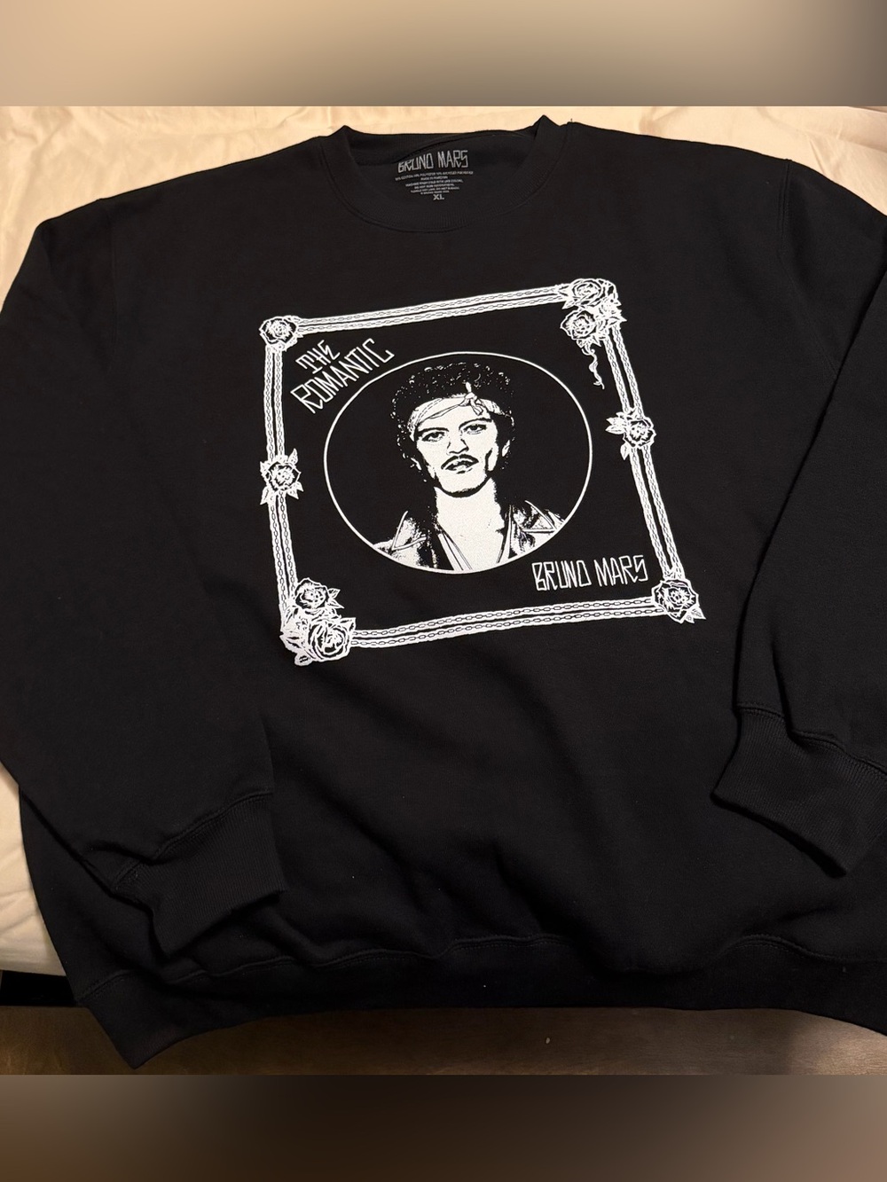 Bruno Mars 'The Romantic' Black Graphic Crewneck Sweatshirt - Men